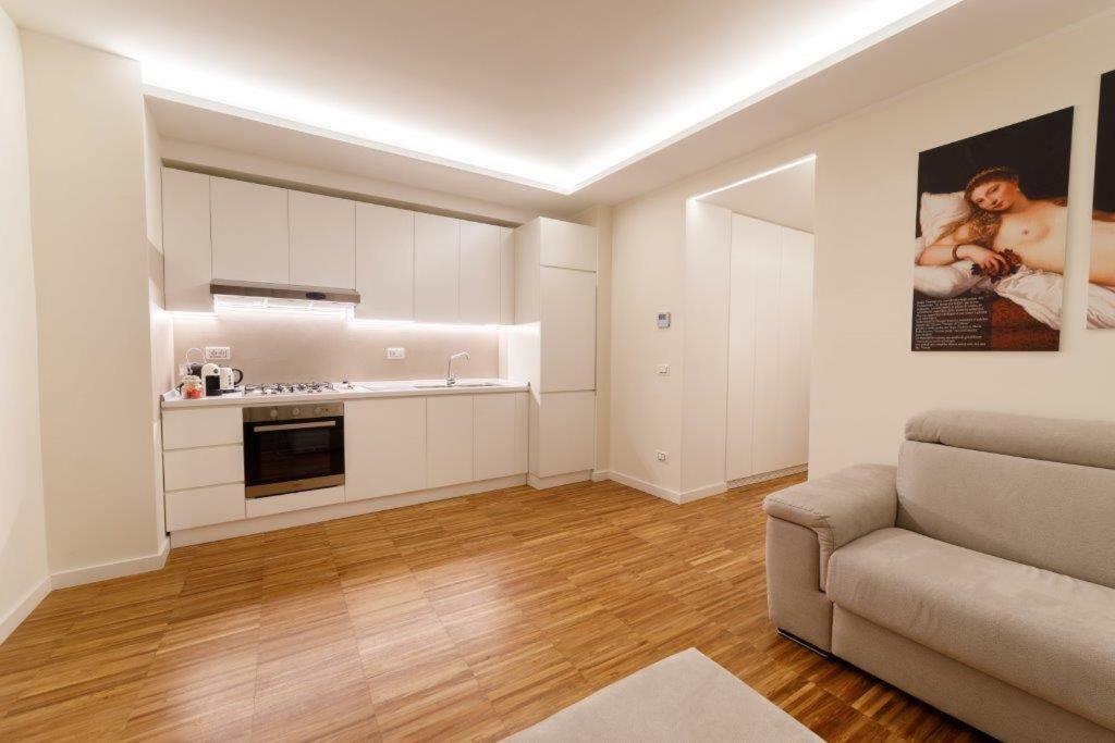 I Vicoli Exclusive Apartments 폰디 외부 사진